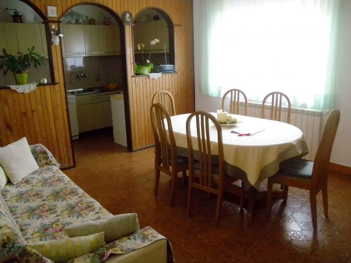 Apartment Kampor 5 Croatia